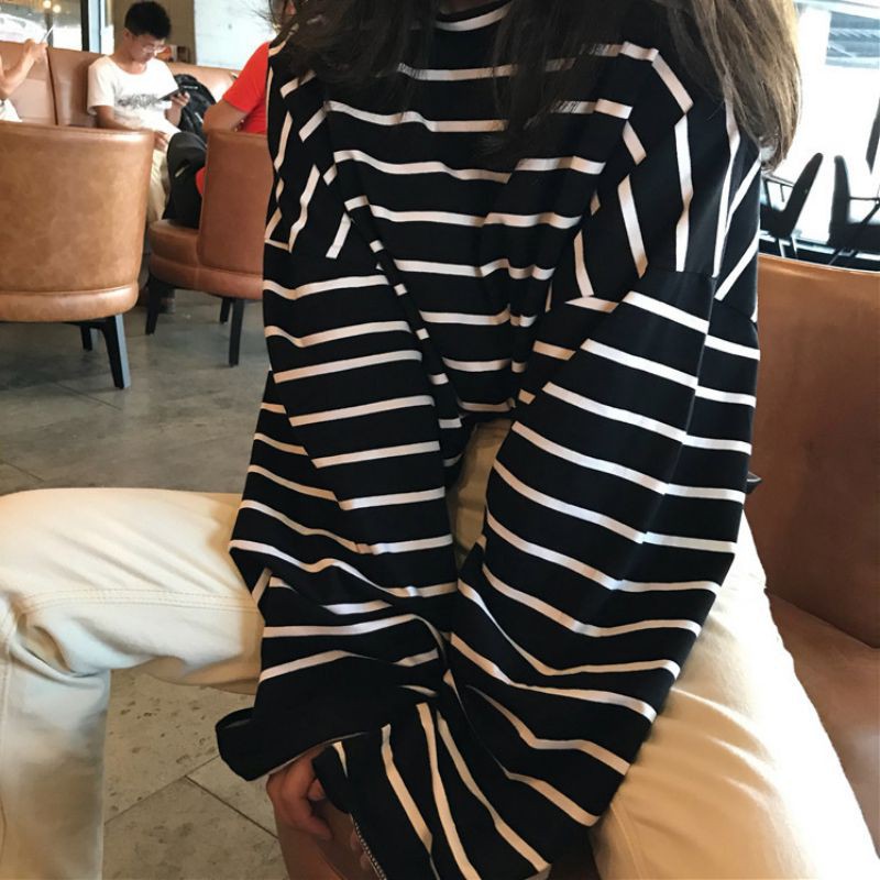 Áo thun dài tay kẻ sọc trắng đen phong cách Hàn Quốc dành cho nữ