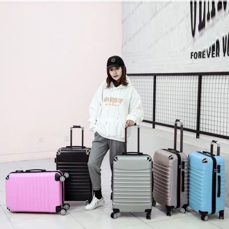 Vali Nhựa Kéo Du Lịch Bo Góc SIZE 20-24 Vân Ngang Chống Xước Chống Va Đập Cực Tốt