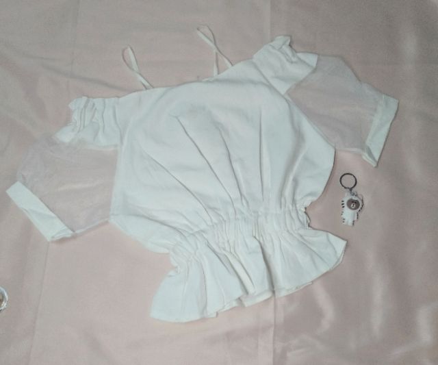 Áo kiểu trễ vai