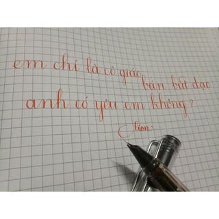 Vở Caro Hồng Hà