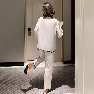 Set Đồ Ngủ Dài Tay Vải Phi Bóng Cho Nữ
