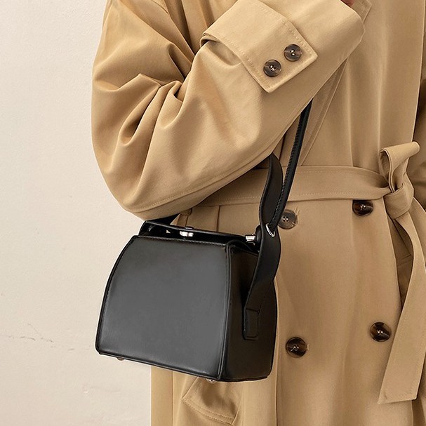 Túi xách kiểu dáng thời trang phong cách Nhật Bản cho nữ 2023