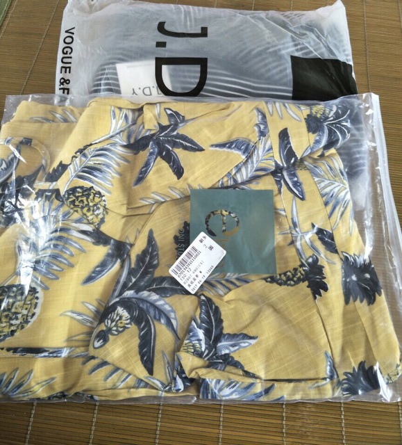 Váy maxi 2 dây hoạ tiết dứa | BigBuy360 - bigbuy360.vn