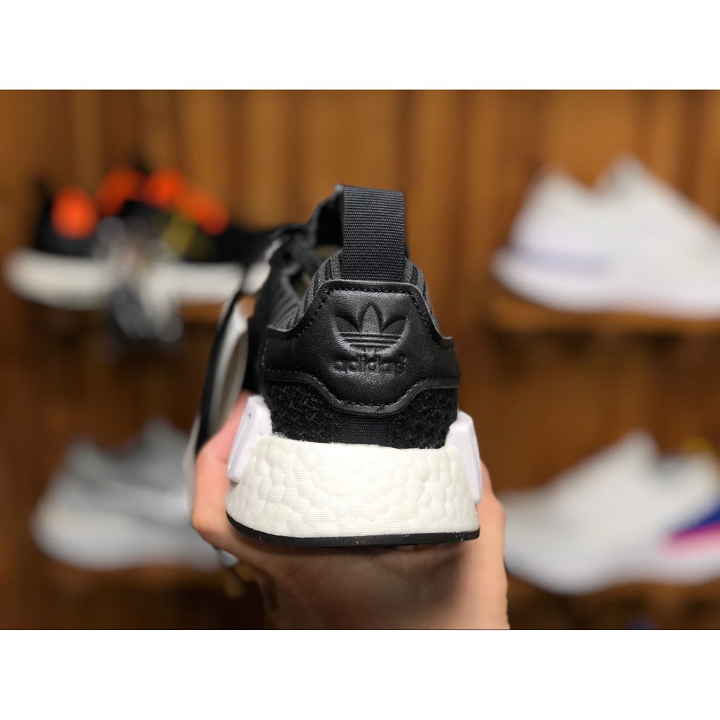 [Đề nghị đặc biệt]ADIDAS NMD_XR1 stripes casual running shoes for men and women 36-45