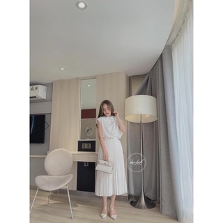 BÁN SỈ ÁO LỤA SÁT NÁCH KHUY VAI