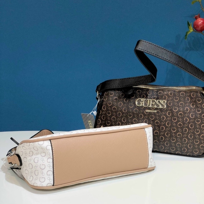 TÚI GUESS KẸP NÁCH MUZE