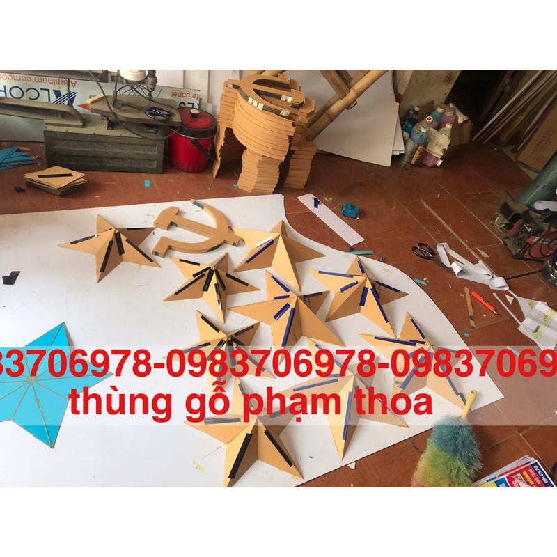 Ngôi sao búa liềm treo hội nghị trường học sz 45cm