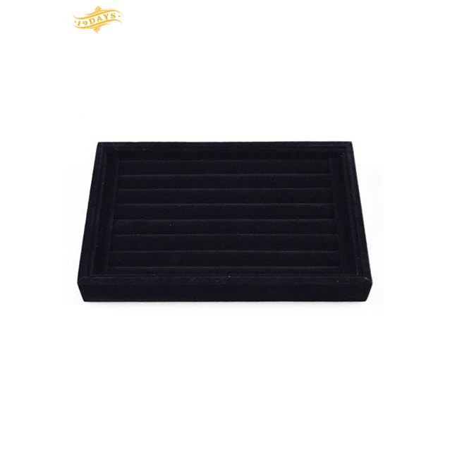 Hộp nhung đựng đồ trang sức