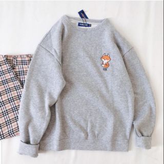 Áo sweater thêu hình - ẢNH THẬT