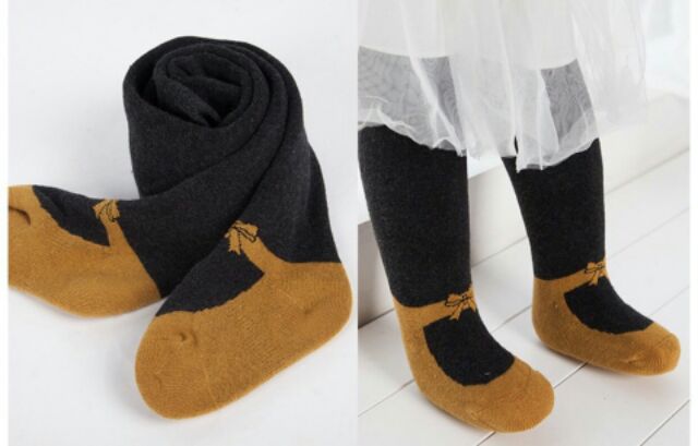 Quần tất bé gái