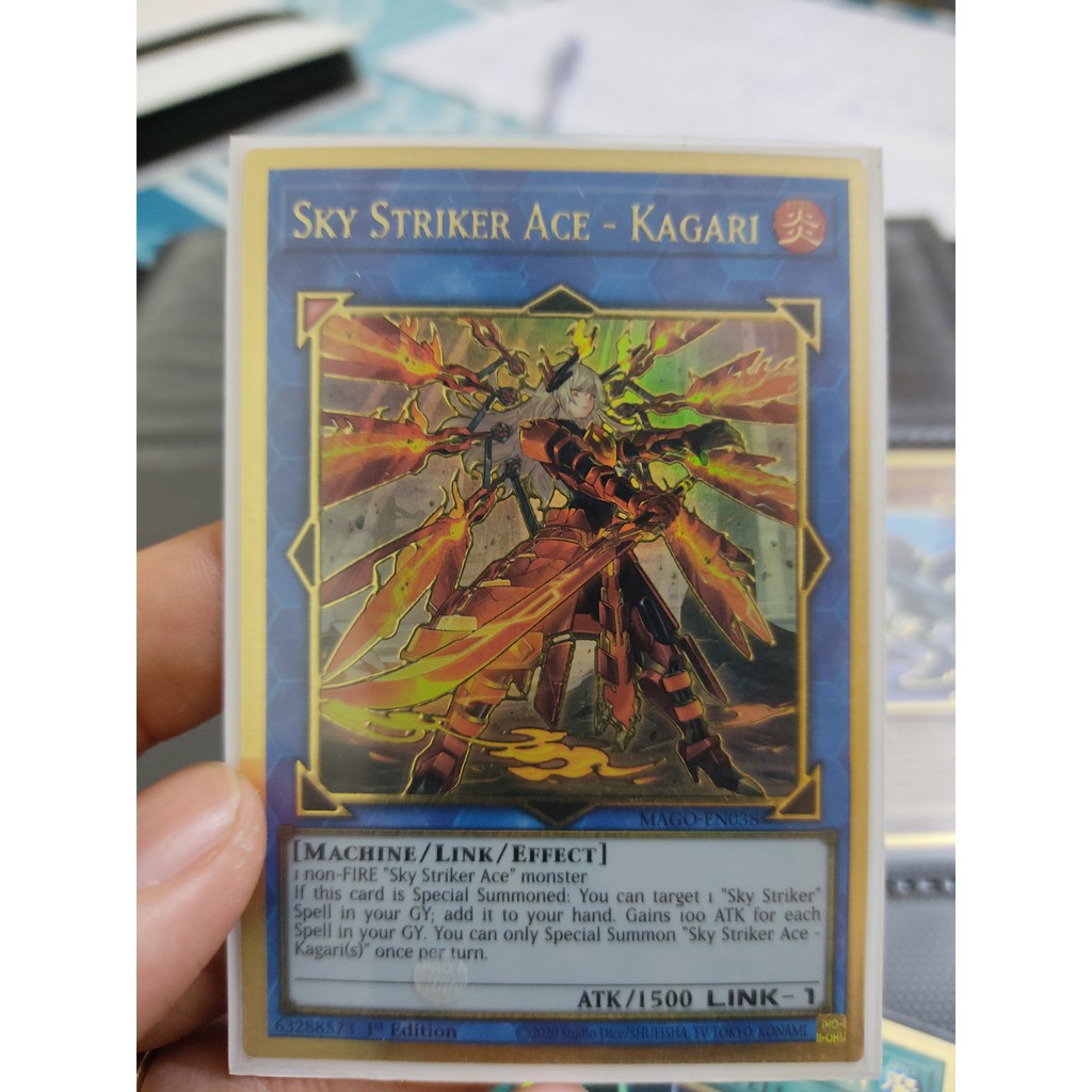 [Yugioh] Sky Striker Ace – Kagari – MAGO-EN038 – Premium Gold Rare 1st Edition (UK)