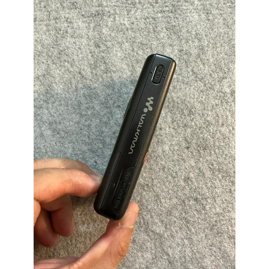 Điện thoại Sony Ericsson W810i Chính hãng