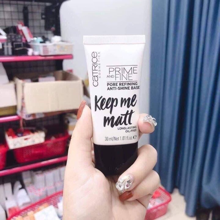 Kem lót Catrice Prime And Fine Pore Refining Anti-Shine Base (Trắng)