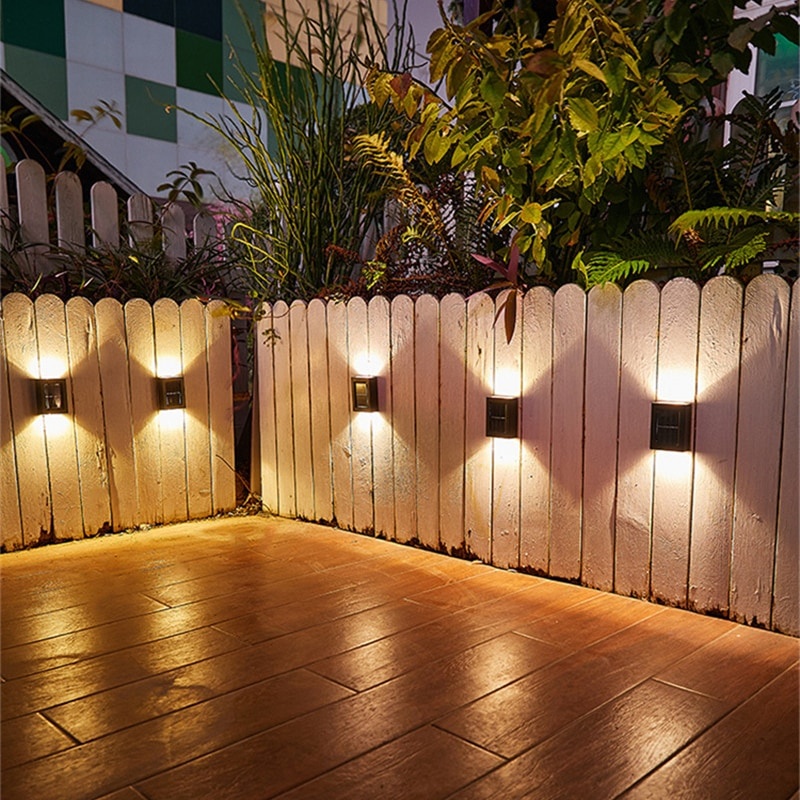 Đèn LED thông minh chống nước sử dụng năng lượng mặt trời