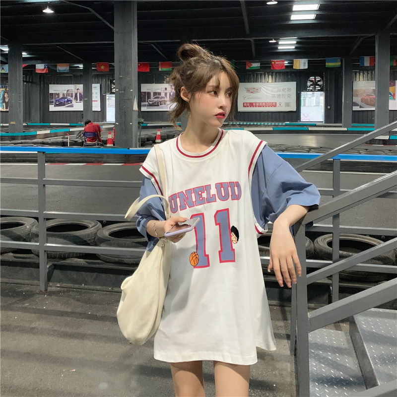 Áo tay ngắn dáng rộng phong cách thể thao năng động cho nữ | BigBuy360 - bigbuy360.vn