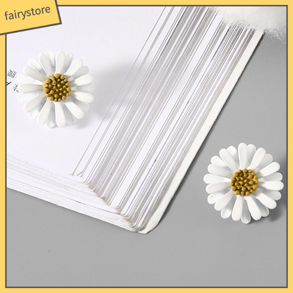 Khuyên Tai Hình Hoa Cúc Xinh Xắn Dành Cho Nữ