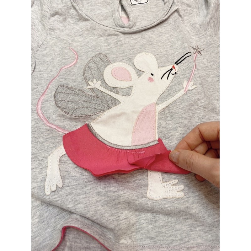 áo chuột mặc váy hồng cho bé gái