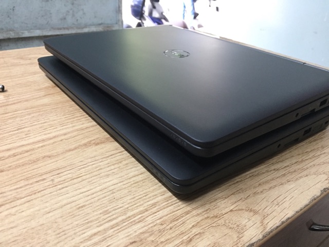 Dell Utrabook E5270 - i5 genk6 / màn cảm ứng Full HD / like new | BigBuy360 - bigbuy360.vn