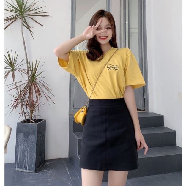 Chân váy công sở chữ A ngắn lưng cao chất vải tuyết mưa mềm có Quần lót trong Màu Đen phối áo sơ mi đẹp đi làm Công sở