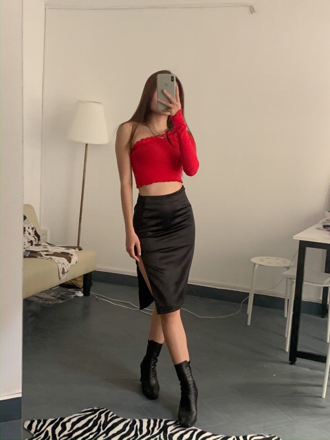 Chân Váy Satin Xẻ Tà Gợi Cảm Quyến Rũ KENZIE SKIRT - RORA