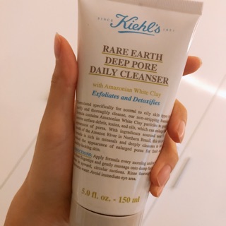 Sữa rửa mặt đất sét KIEHL’S