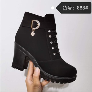 Boot cao gót 7p cổ ngắn đính đá giả dây khóa kéo