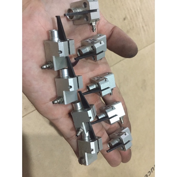 Xylanh kẹp mini cũ xịn rẻ