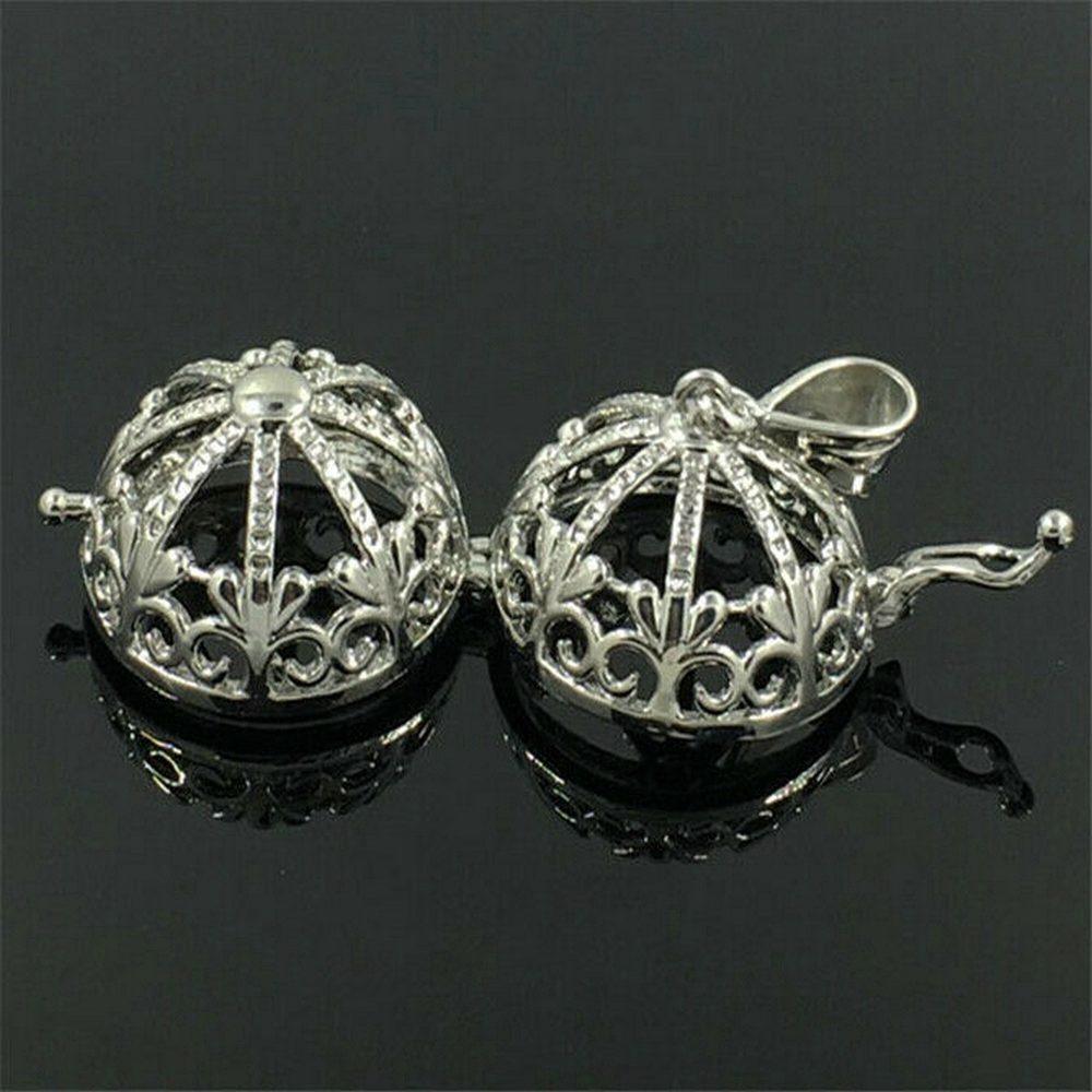 Dây chuyền quả cầu khắc họa tiết kèm bóng lông phong cách cổ điển độc đáo