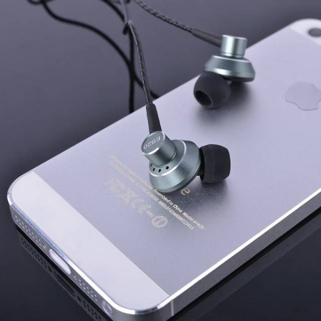 Tai Nghe Nhét Tai Soundmagic Es20 Chất Lượng Cao Đen