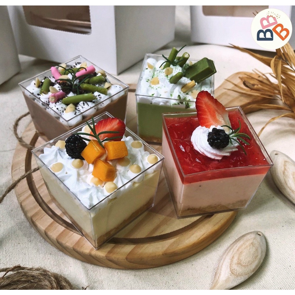 Set 100 hộp mica vuông LC-5550  đựng bánh lạnh