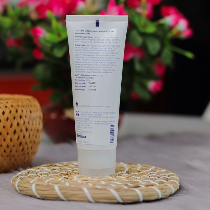 Kem Tẩy Tế Bào Chết Nutricentials Brighter Day Exfoliant Scrub