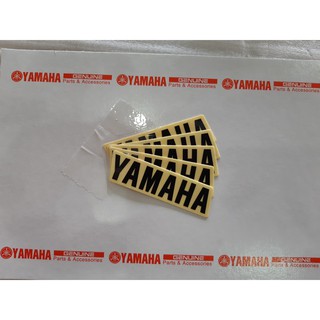 Tem chữ Yamaha nhỏ đen