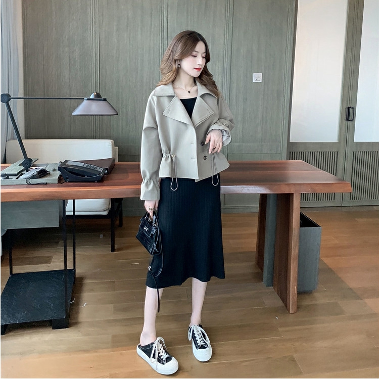 Áo khoác dáng ngắn màu sắc đơn giản phong cách Hàn Quốc thời trang dành cho nữ