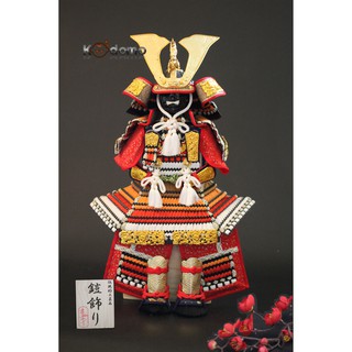 Búp bê Samurai , búp bê Nhật Bản .  Y5 CAM ĐỎ TRẮNG