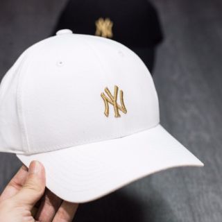 Nón NY logo nhỏ