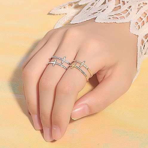 Nhẫn Nữ Chữ Thập Đính Đá Nhân Tạo Phong Cách Hàn Quốc