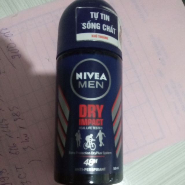 Lăn ngăn mùi Nivea men Dry Impact