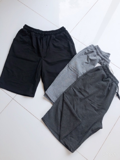 Quần short unisex nam nữ chất da cá | BigBuy360 - bigbuy360.vn