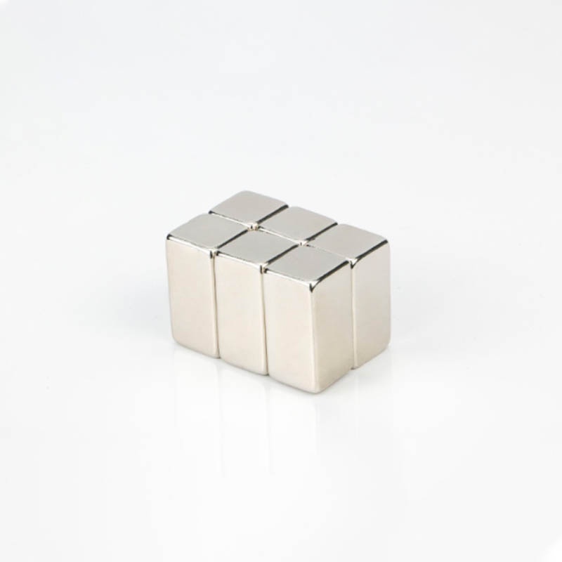 Nam châm chữ nhật 20x10x10mm ( SIÊU HÚT)