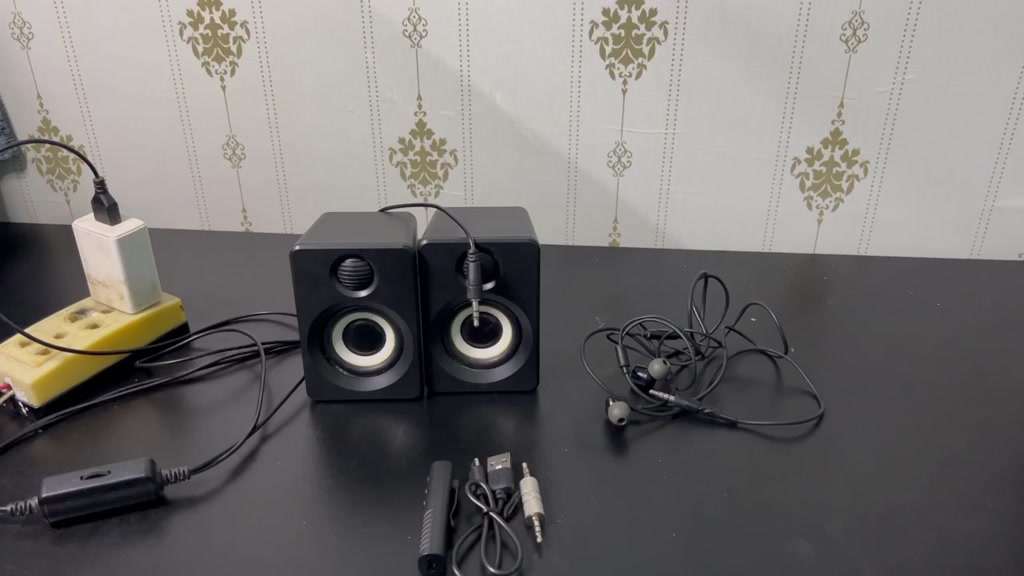 Bộ Thu Tín Hiệu Âm Thanh Không Dây Kết Nối Bluetooth 3.5mm AUX Cho Xe Hơi ( Loại xịn) | BigBuy360 - bigbuy360.vn