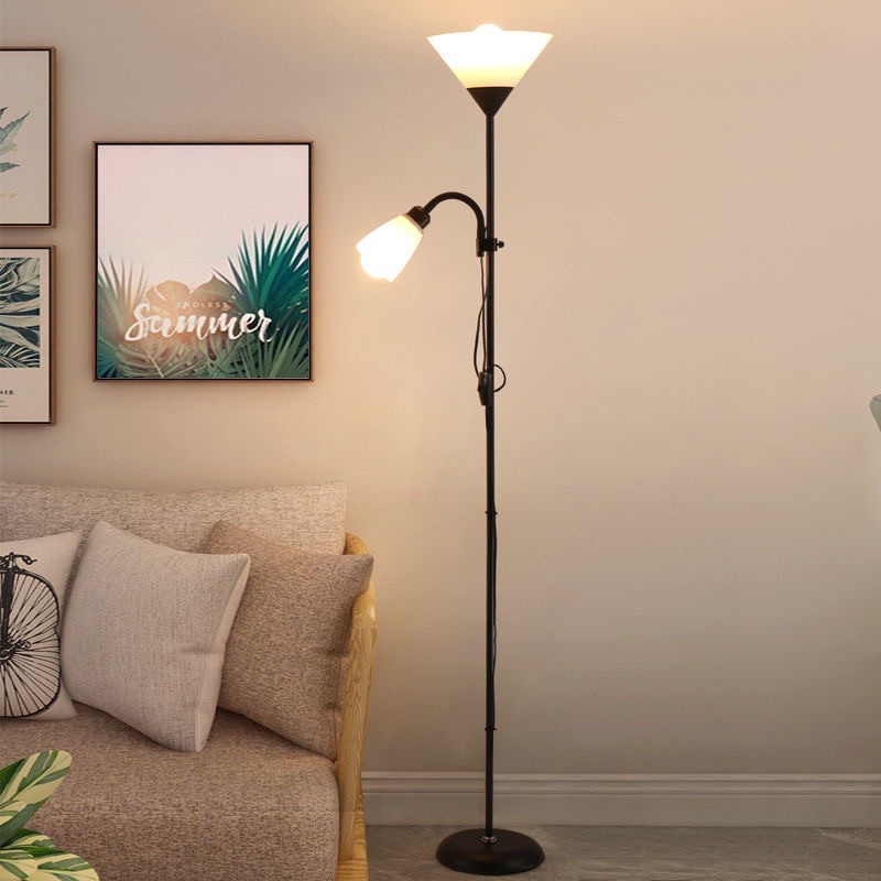 Đèn cây đứng trang trí 2 nhánh kèm 2 bóng led