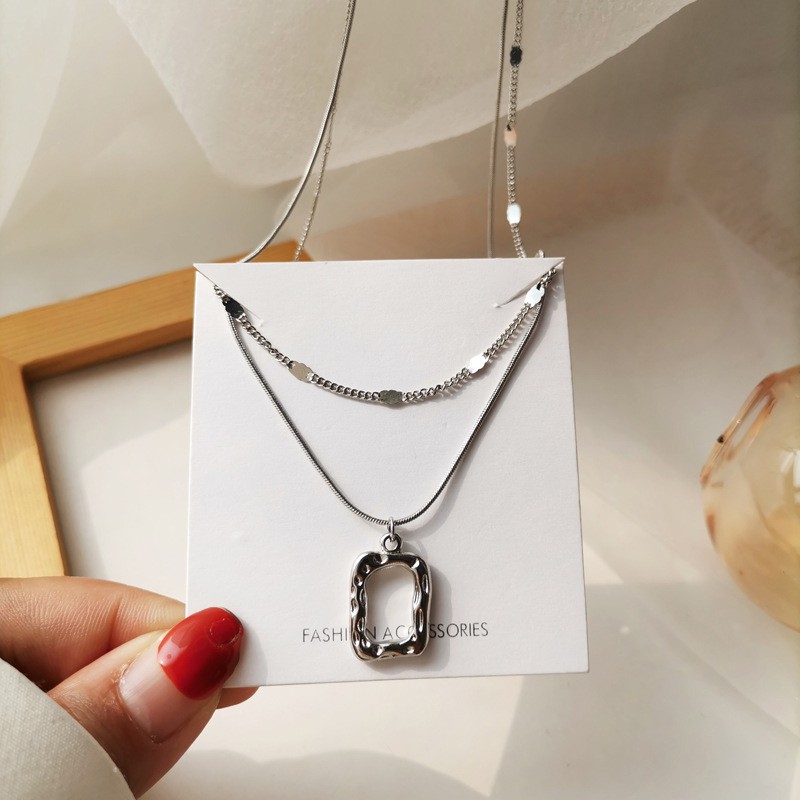 Dây chuyền hai lớp mặt hình học đơn giản