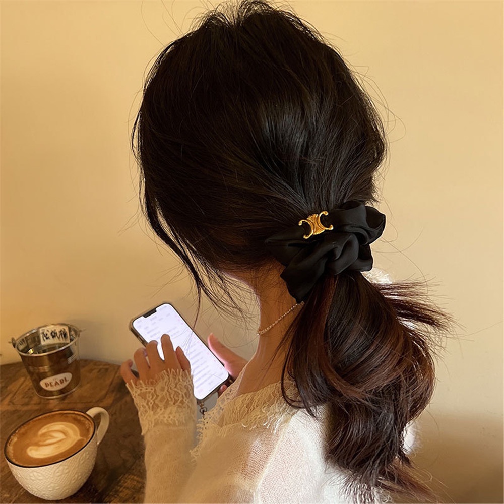 Kẹp Tóc Đuôi Ngựa Bằng Lụa Sữa Cao Cấp Màu Đen Phong Cách Pháp Cổ Điển Sang Trọng