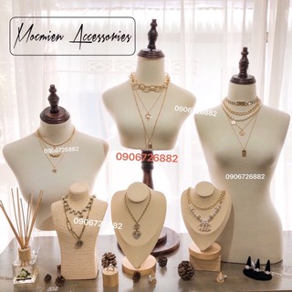 Manocanh cổ dây chuyền