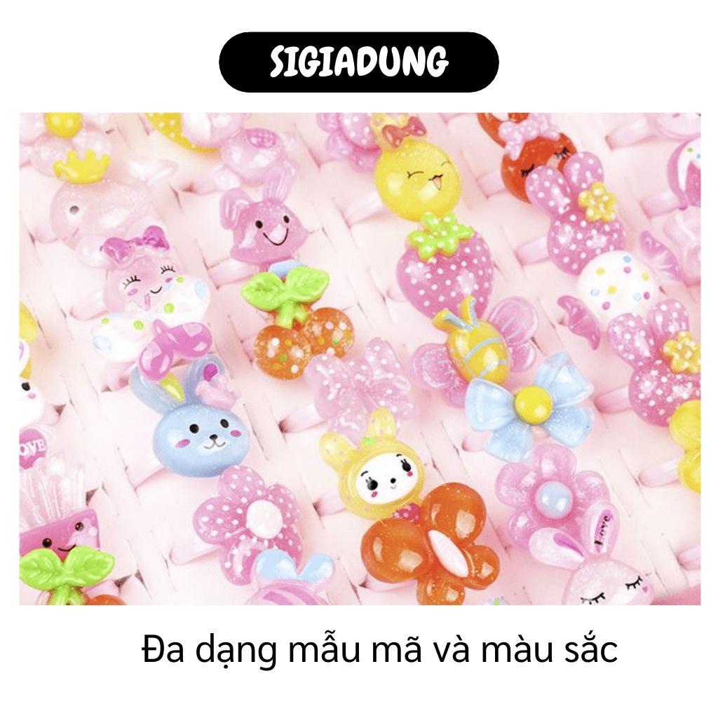 [SGD] Nhẫn Trẻ Em - Hộp 50 Chiếc Nhẫn Đeo Tay Bằng Nhựa Nhiều Kiểu Cho Bé Gái 5817