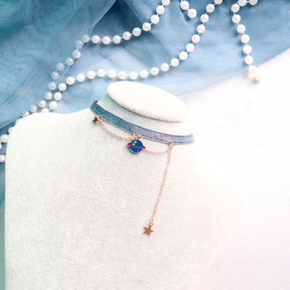 Vòng Cổ choker Ngắn Mặt Hình Hành Tinh Màu Xanh Lam Khói Mới