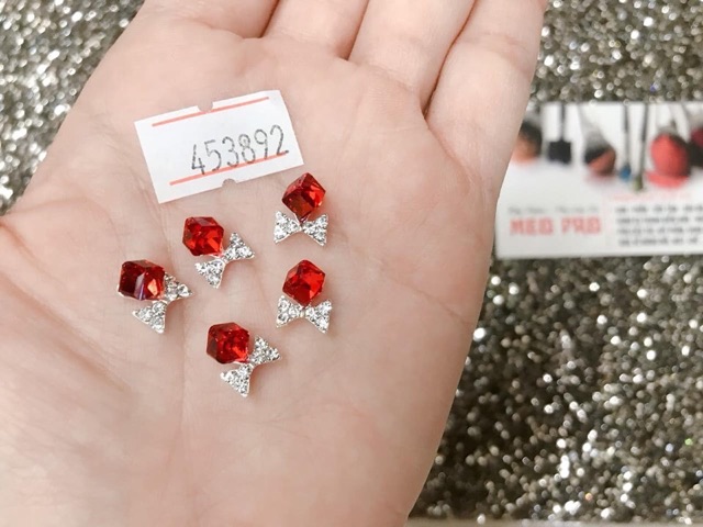 ĐÁ NAIL ĐÍNH MÓNG CẬP BẾN NGẬP MEOPRO SHOP MẪU MÃ SANG CHẢNH CHẤT LỪ GIÁ CỰC TỐT