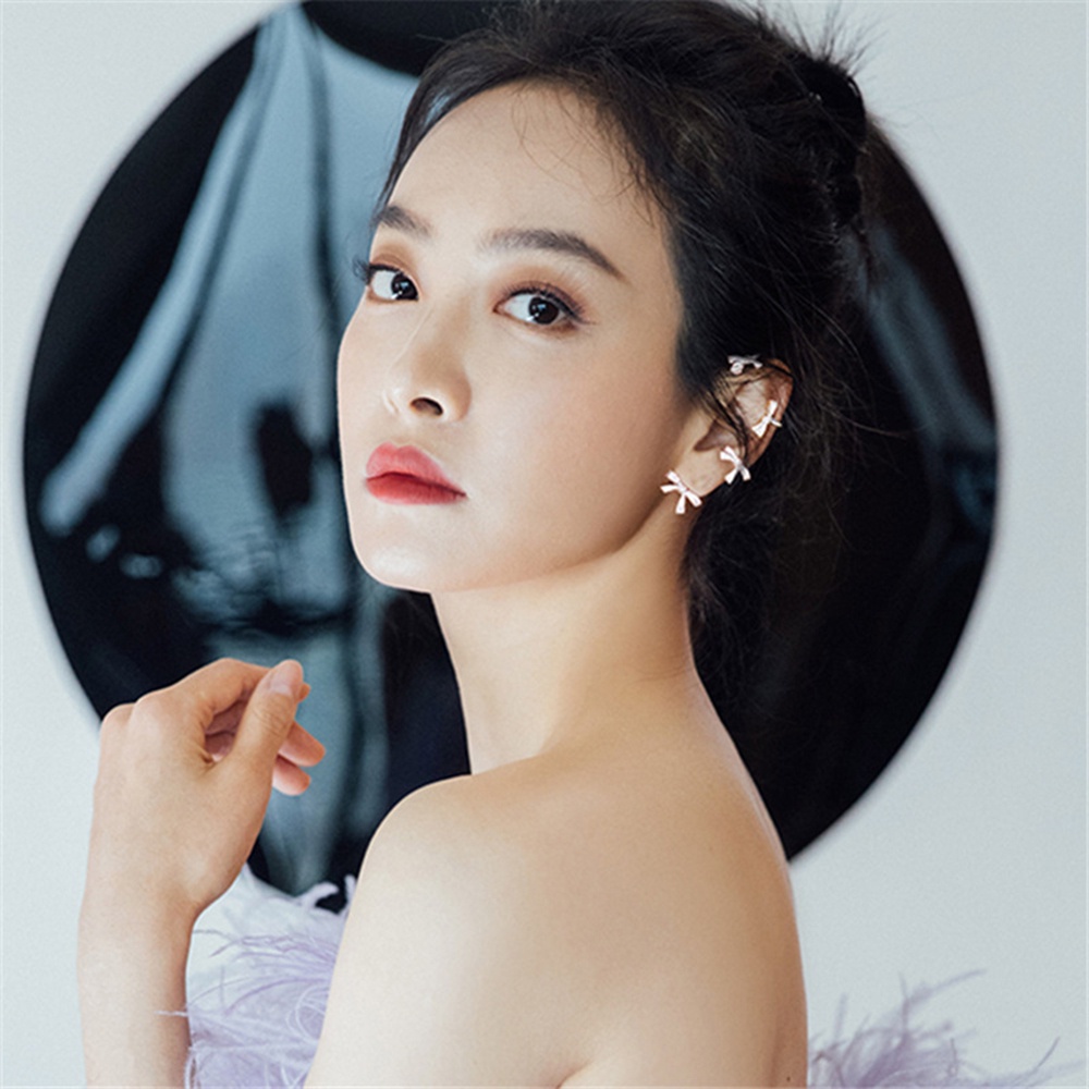 1 Khuyên Tai Đính Đá Toàn Diện Không Xỏ Lỗ Phong Cách Hàn Quốc