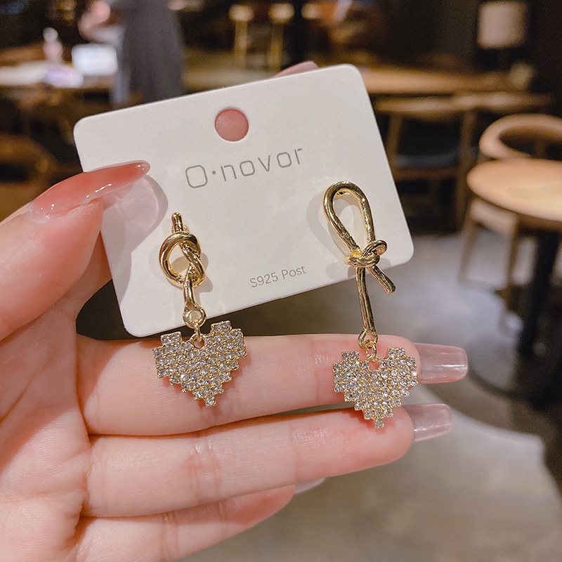 Bông Tai Mạ Bạc 925 Hình Trái Tim Đính Đá Thời Trang Dễ Phối Đồ