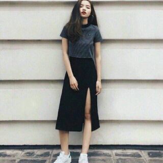 CHÂN VÁY MIDI XẺ TÀ